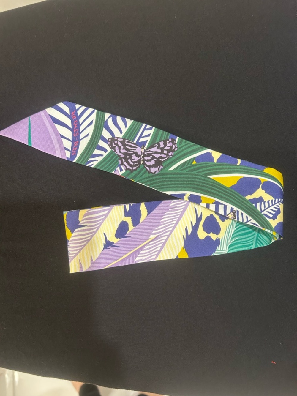 Hermès Purple Green Yellow Printed Silk Twilly with Butterfly Motif - Picture 4 of 16